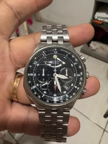 Relógio citizen eco-drive calibre 2100