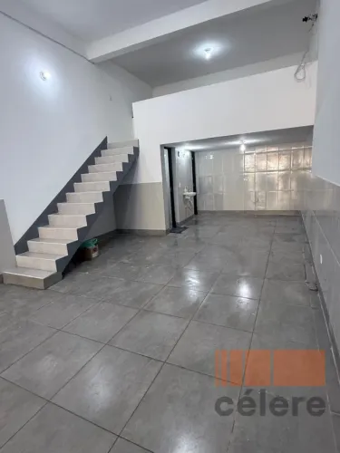 Galpão na mooca - 140m. - com mezanino -