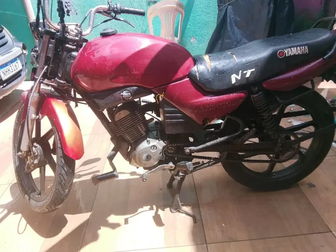 Vendo essa moto tem que mandar aj itar a marcha pois não tá entrando!