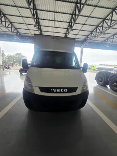 Iveco Daily 35S14 Ano 2017