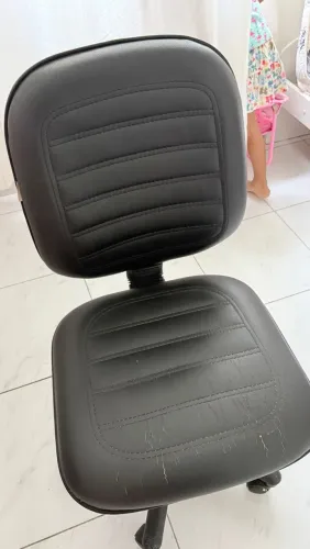 Cadeira escritório usada R$100