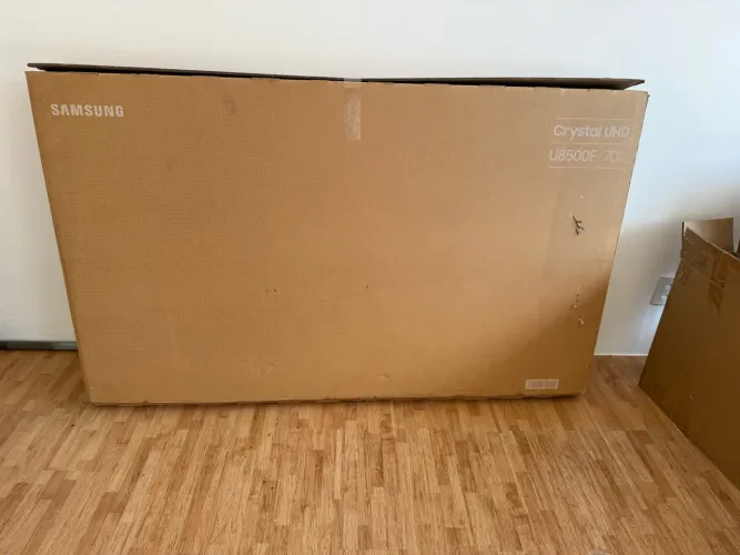 VENDO TV 70 POLEGADAS SAMSUNG. ZERADA! 3.500,00.