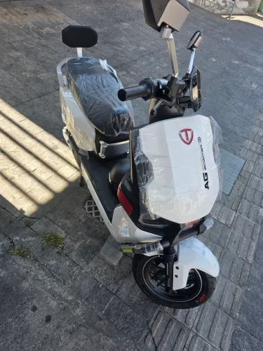 Vendo Scooter elétrica AG T1 1000 w