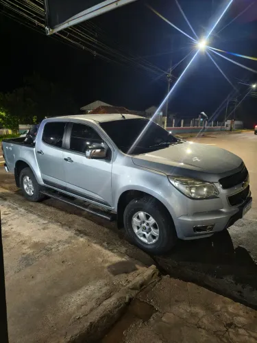 Chevrolet S10 Pick-up LT 2.8 TDI 4X4 CD Diesel 2013