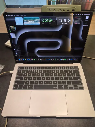 Macbook Pro M3 Pro 