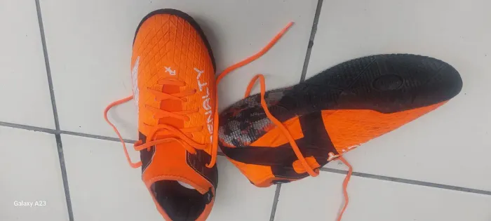 Chuteira Futsal Penalty Rx Locker Y-3 em laranja e preto