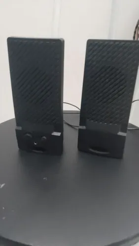 Caixa de som antiga para computador