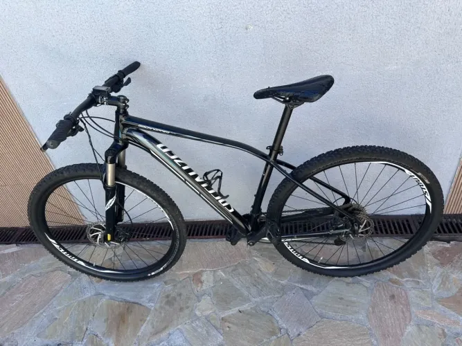 Bicicleta Specialized Rockhopper 29
