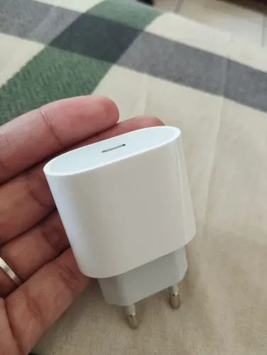 Fonte original Apple 20w