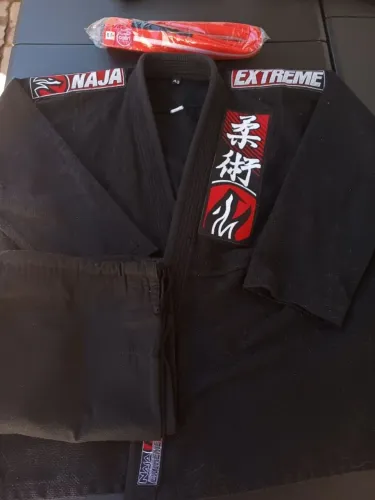 Kimono naja extreme a3 usado Jiu-Jitsu