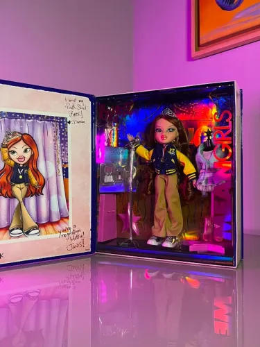 Boneca Bratz X Mean Girls Cady