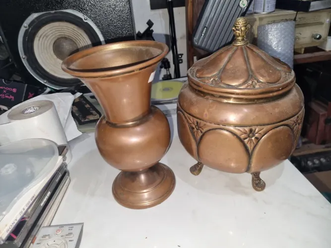 Lindas peças antigas feita em latão para decorar sua casa o seu escritório