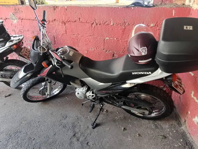 BROS 150 KS bom estado
