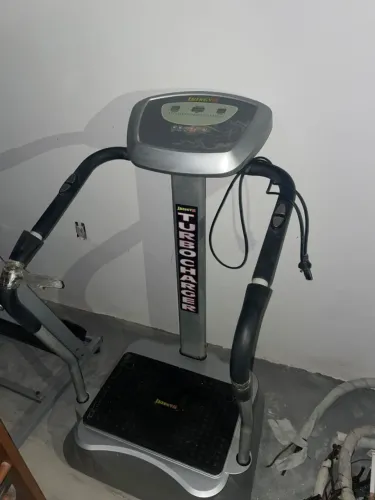 Plataforma vibratória