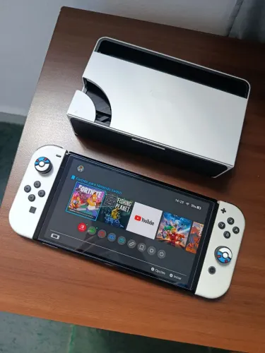 Nintendo Switch Oled (Muito Novo)