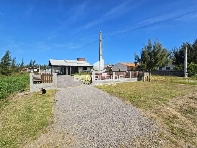 Casa escriturada e mobiliada no balneário Dunas do Sul em Jaguaruna