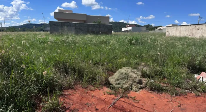 Lote à Venda no Condomínio Vivere Bene - Via Roma | Nova Veneza-GO