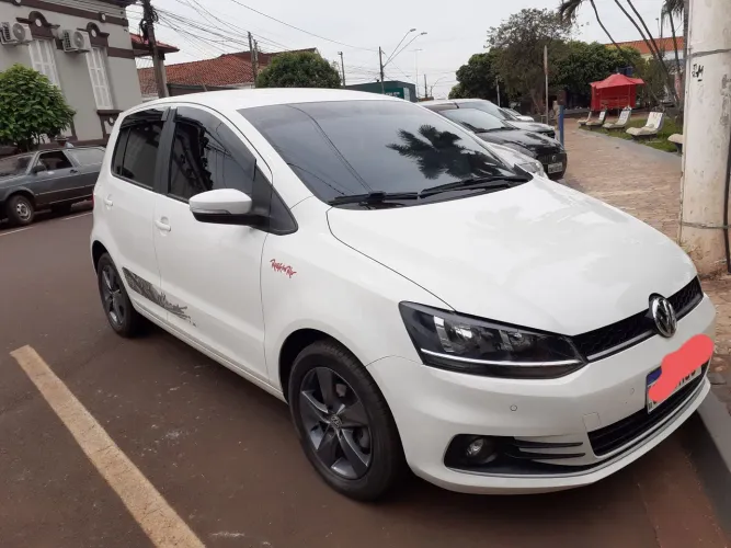 Volkswagen Fox Rock IN RIO 1.6 MI Total Flex 8V 5P 2016