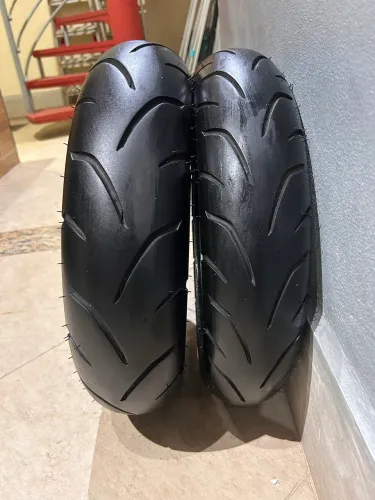 PNEU Original NMAX - IRC Tire Dianteiro 110/70-13 e Traseiro 130/70-13