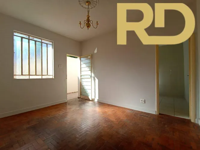 Casa de 2 Quartos no Pompéia | 78 m² | Próximo ao Centro Comercial