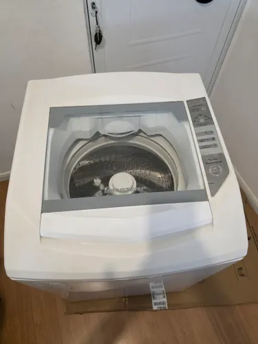 Vendo lava roupas brastemp 11kg, funcionando.