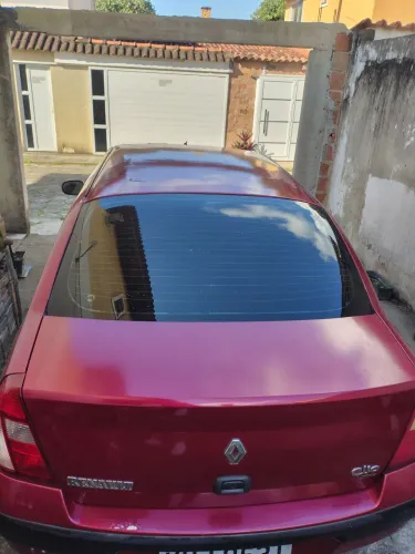 Renault Clio Sed. Privilège Hi-flex 1.6 16V 4P 2005