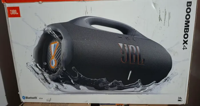 JBL Boombox 4