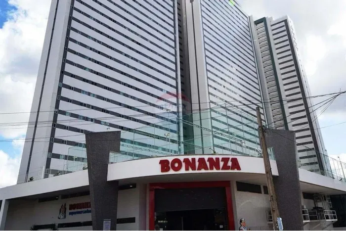 VENDO APARTAMENTO NO EDIFÍCIO EKO HOME CLUB TORRE IPÊ - AVENIDA PORTUGAL, BAIRRO UNIVERSIT