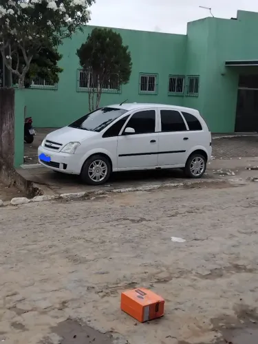 Chevrolet Meriva JOY 1.4 MPFI 8V Econoflex 5P 2011