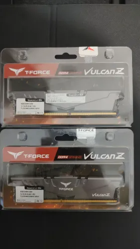 Memória ram ddr4 16gb(2x8) 3200mhz novas na caixa