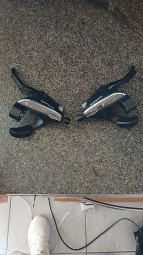 Cambio e Freio Shimano