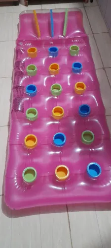 Boia para piscina com porta copos