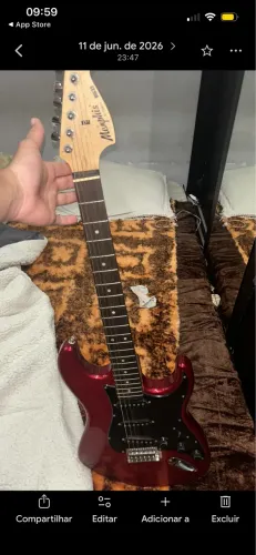Guitarra Tagima memphis 200mg mais amplificador