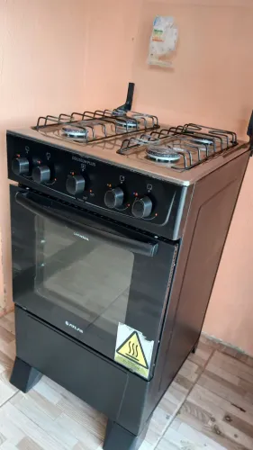 Fogão seminovo 4 bocas 