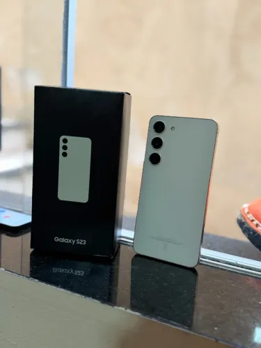 Samsung s23
