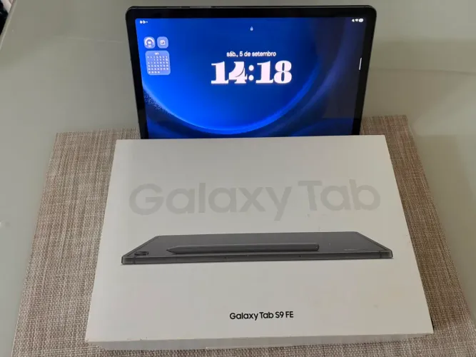 Tablet Samsung TAB S9 FE / 128 GB com Caneta S PEN