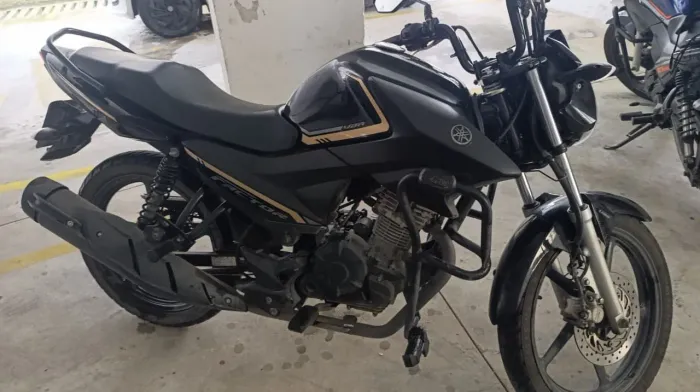 Moto Preta