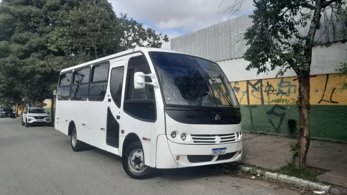 Micro ônibus picolino ano 2002 motor X10 Itaquera Zona leste São Paulo 