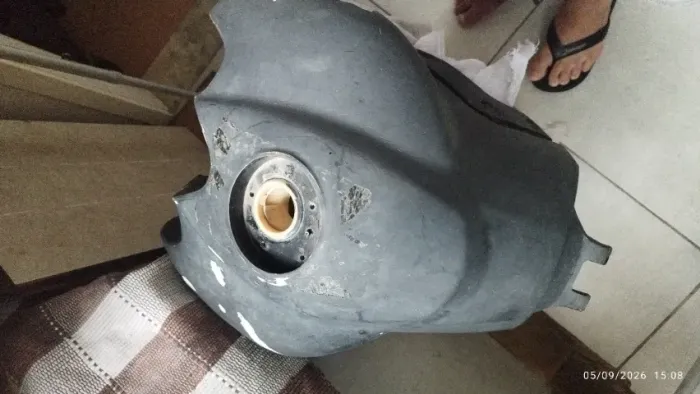 tanque de combustível da MT 660
