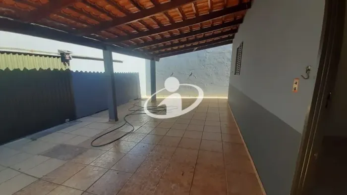 Aluguel Casa SANTA MONICA