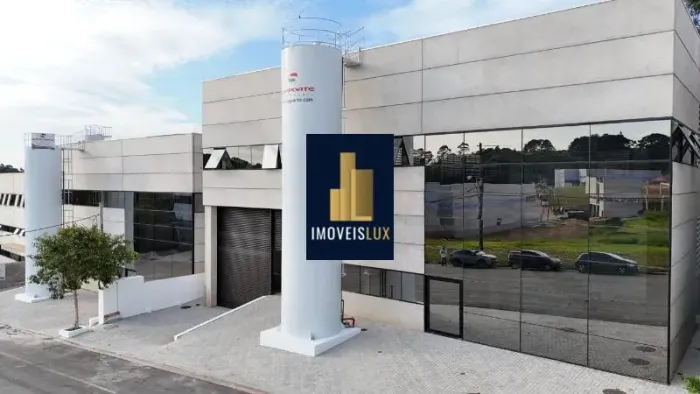 Galpão Comercial de Alto Padrão para Locação em Cotia-SP - Sítio Boa Vista: 2 Salas, 5 Ban
