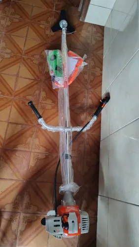Roçadeira Nova