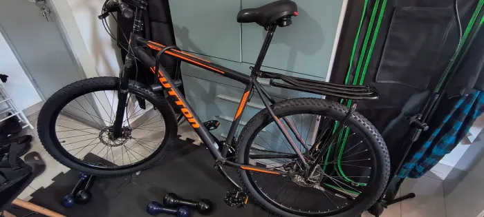 Bicicleta Sutton aro 29 / quadro 21"