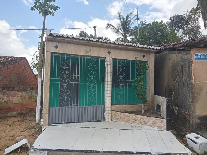 Vendo Chave ( Casa no Centro de Capela) QUITADA