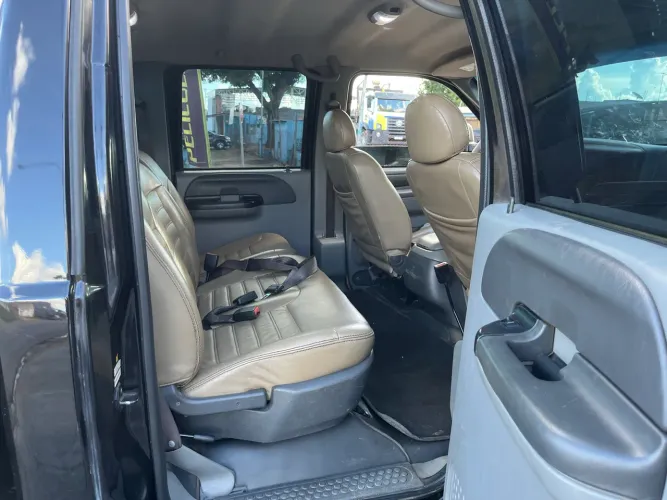 Ford F-250 XLT 3.9 4X4 CD TB Diesel 2011