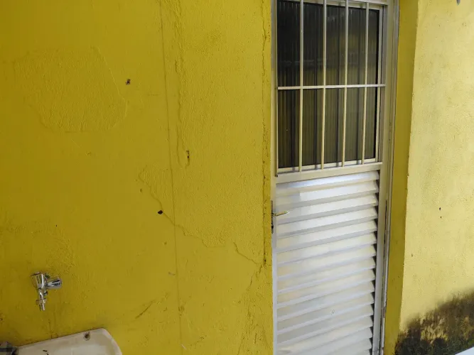 Kitinet em frente a faculdade Unicid