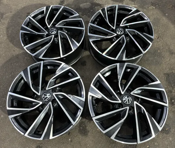 Rodas Vw aro 17 tala 7 furacão 5x112