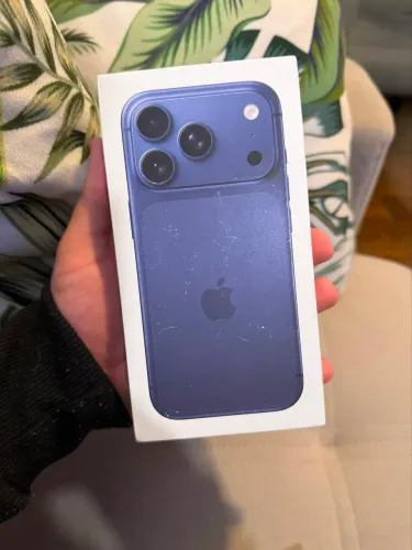 iPhone 17 pro 256 gb azul