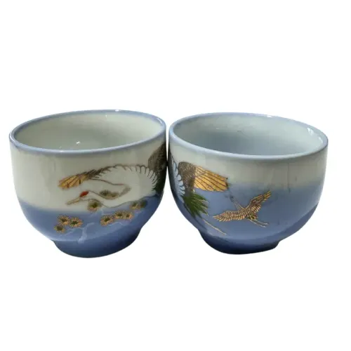 Kit 2 Xícaras Japonesas Vintage Chá ou Saquê Tsuru Ave da Longevidade Porcelana 180ml