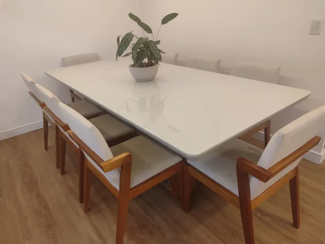 Mesa de jantar grande 2,40 m com 8 cadeiras - tampo engrossado